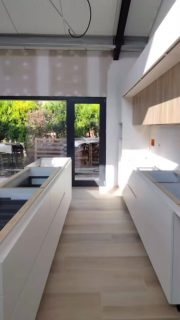 🛠️ Este año hemos construido mucho más que espacios.
🏡 Hemos creado hogares, historias y nuevas formas de vivirlos. ✨

👉🏼 Detrás de cada proyecto hay un equipo, un proceso, una ilusión.

Quizás, entre todas estas imágenes, también está tu obra. 😉

Gracias por confiar en d·singular un año más. 🧡
.
.
.
🛠️ Aquest any hem construït molt més que espais.
🏡 Hem creat llars, històries i noves maneres de viure’ls. ✨

👉🏼 Darrere de cada projecte hi ha un equip, un procés, una il·lusió.

Potser, entre totes aquestes imatges, també hi ha la teva obra. 😉

Gràcies per confiar en d·singular un any més. 🧡

#reformeslleida #cuineslleida #dsingularlleida #diseñodeinteriores #recap2025