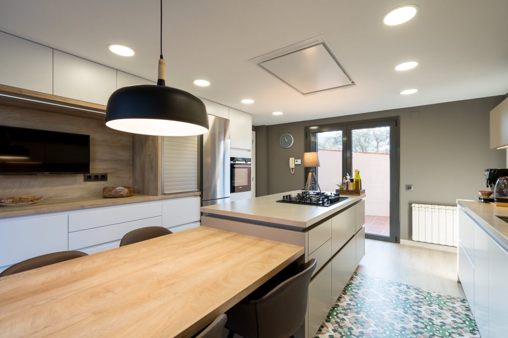 Convirtiendo la cocina en un espacio luminoso e inspirador. 
